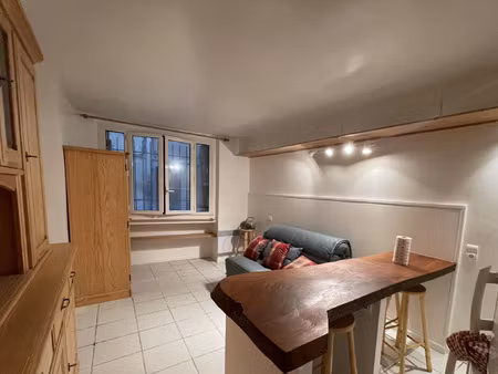 location appartement 1 pièce 19 m² à aubagne (13400)