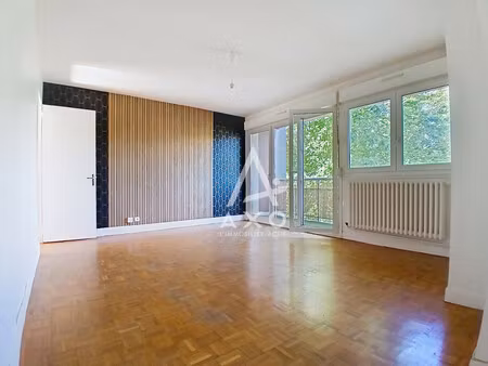 vente appartement dijon  68m² 4 pièces 120 000€ avec balcon