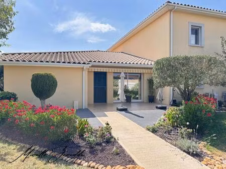 a vendre villa jonquieres saint vincent 3 chambres de 107m² avec terrasse et parking