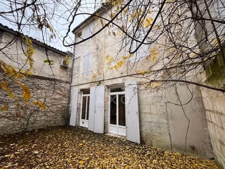 vente maison de ville angouleme hotel de ville  140m² 6 pièces 202 000€