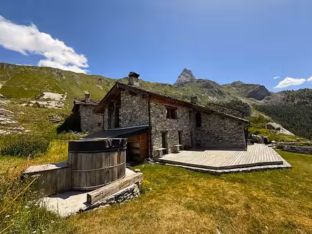 chalet à vendre à tignes (73320) - savoie