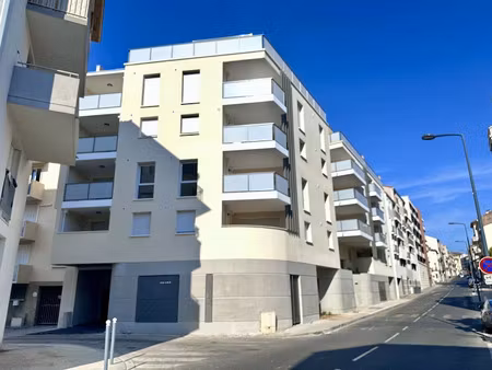 location appartement 3 pièces 61 m² à beziers (34500)  945 €