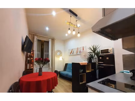 location meublée appartement 2 pièces 34 m² à nice (06000)  790 €