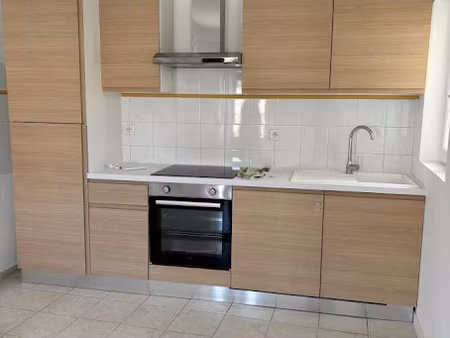 location appartement 2 pièces 35.53 m² à nimes (30000)  565 €