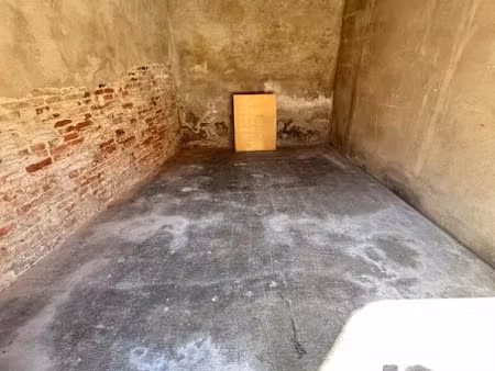 location parking 9 m² à toulouse (31000)  130 €