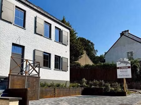 maison neuve 4 chambres avec jardin idéalement située