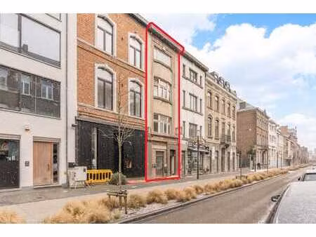 te renoveren handelshuis op een toplocatie te sint-truiden