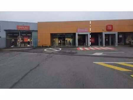 surface commerciale à louer - gembloux