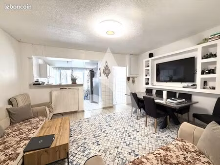 maison 5 pièces 90 m²