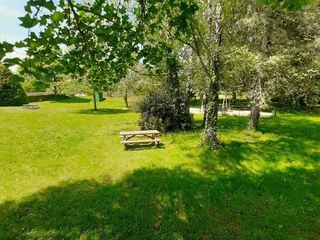 appartement 1 pièces 19m2 (entièrement rénové)