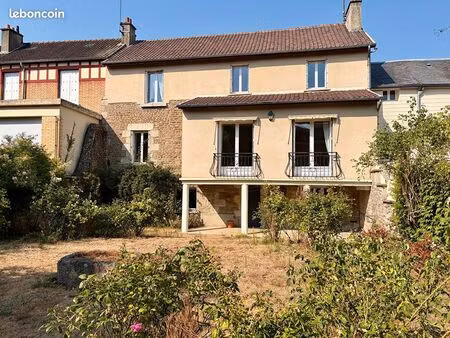 maison de ville 6 pièces 166 m²