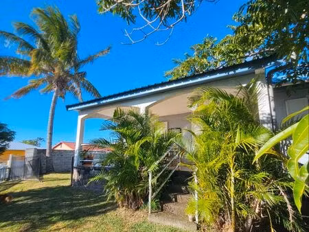 maison f4 avec piscine + dépendance habitable - sainte-marie ?