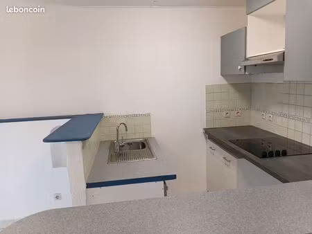 loue appartement t2 45m2