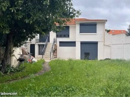 maison meublée 94 m² – 3 chambres – jardin 260 m² – argenteuil