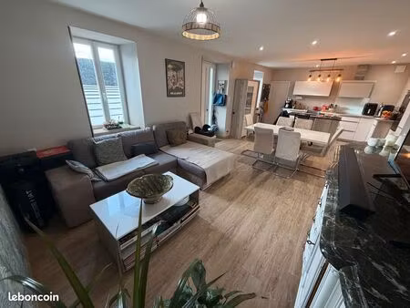 à louer – appartement t4 bis de 90 m² avec terrasse – réalmont (81120)