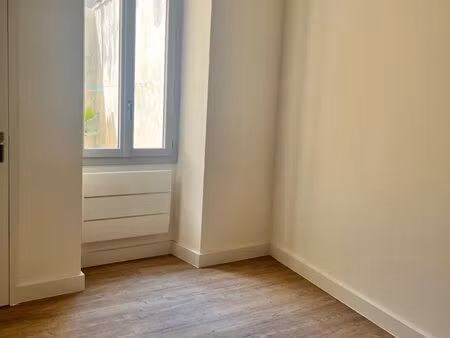 a louer appartement de type 2 de 30 m² - quartier fac vauban