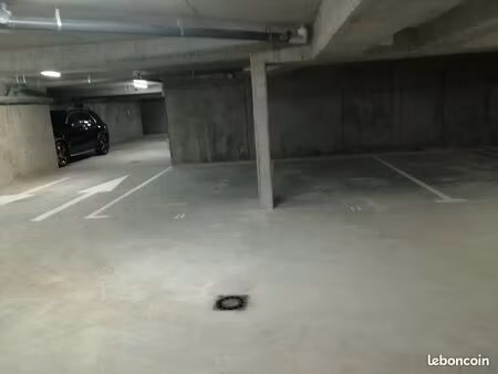 parking à louer en sous sol dans résidence sécurisée à pontault combault
