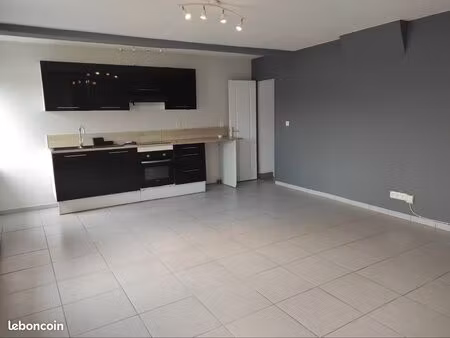 maison a louer 60m2