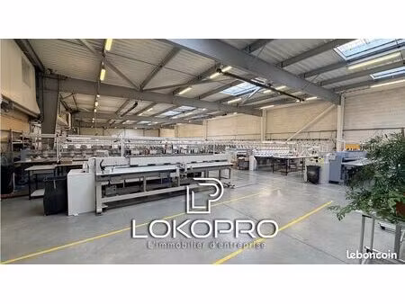 local 1963 m² cholet