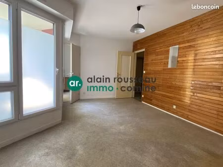 bureaux 49 m² angers