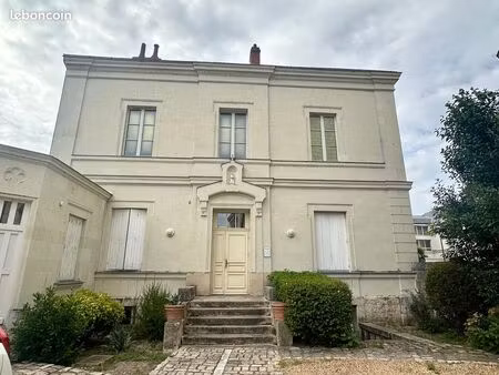 bureau 114 m²