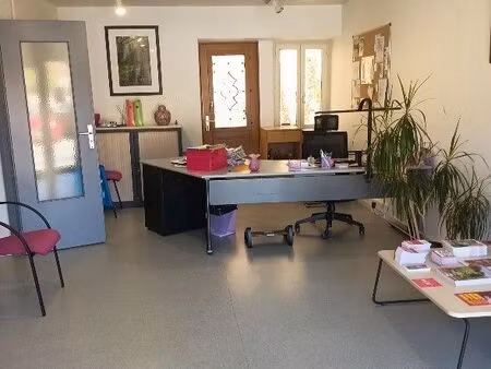 bureaux 101m2