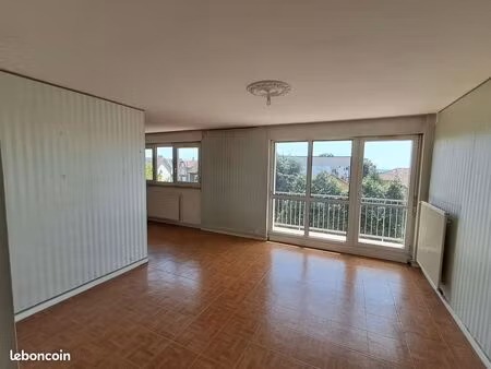 longwy – spacieux t5 de 106 m² avec ascenseur  cave et garage – secteur pavillonnaire calm
