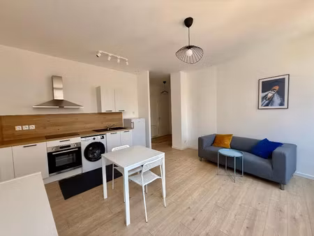 location appartement 2 pièces 36 m² à saint-étienne (42100)