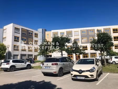 location bureaux 231 m²