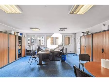 location bureaux 134 m² à 1 303 m²