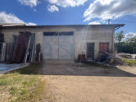 vente maison 4 pièces 132 m² à corcelles-en-beaujolais (69220)  155 000 €
