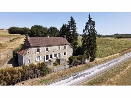 grande maison de campagne