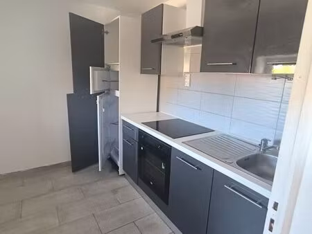 vends appartement t2 mont saint martin