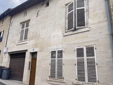 immeuble de 11 studios rapport annuel anciennement réalisés 12 %