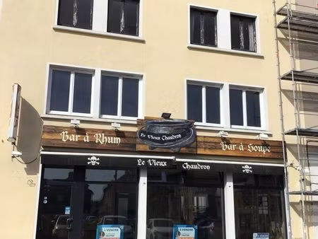 immeuble mur commerciaux et habitation 180m2