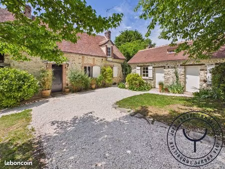 propriété 4 pièces 115 m²