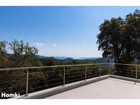 maison/villa t4 de 124 m² à les adrets-de-l'estérel 83600