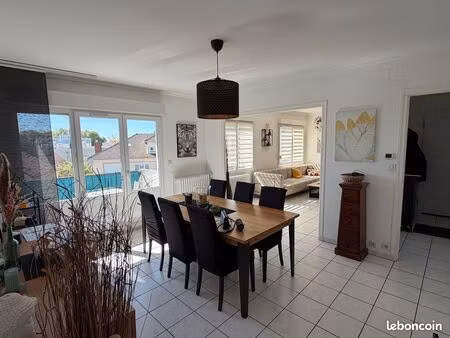 appartement - 89 m² - 3 chambres + garage + cave