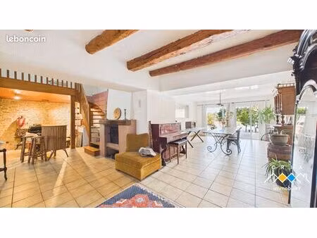 maison de village 5 pièces 189 m²