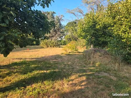 2 terrrains libre de constructeur de 678m² et un autre de 595m² quartier kerbiquette