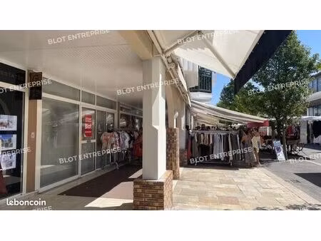 local commercial 42 m²