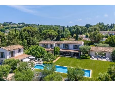 bastide shella : villa authentique à vendre à saint-tropez  ce