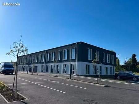 bureaux 444 m²