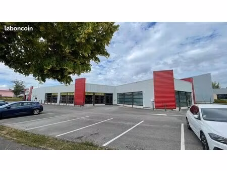 local commercial 220 m² – restauration équipée ou tous commerces zac des escarnotières – c