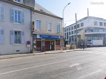 local commercial 63 m² nevers
