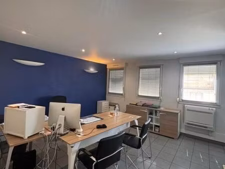 bureaux 220 m²