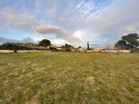 terrain constructible viabilisé à vendre