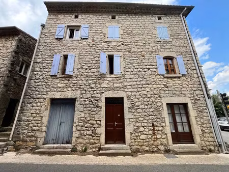 vente maison 4 pièces 109 m² à berrias-et-casteljau (07460)  160 000 €