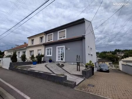 maison 6 pièces 128 m²