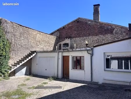 immeuble 5 pièces 138 m²